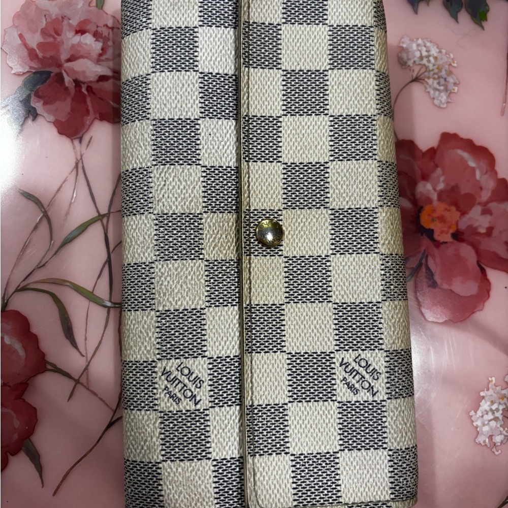 Louis Vuitton Damier Azur Emilie wallet